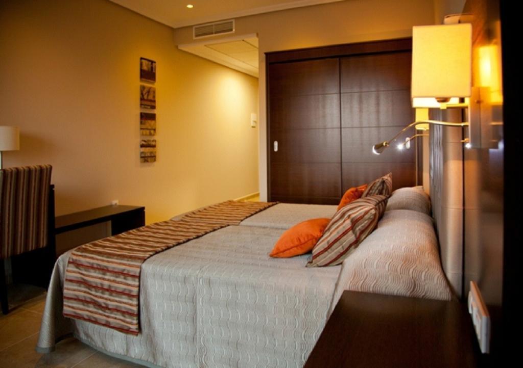 Hotel Rural Quinto Cecilio Медельїн Номер фото
