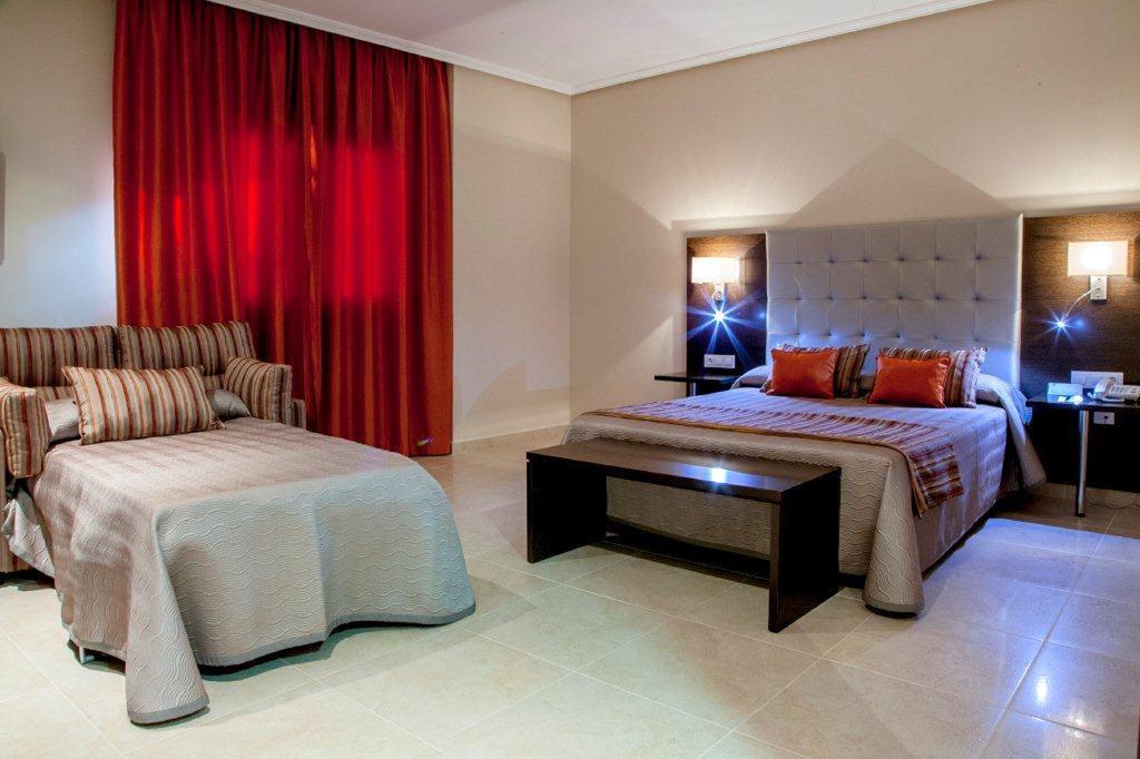 Hotel Rural Quinto Cecilio Медельїн Номер фото